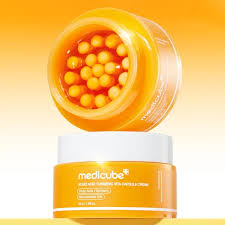 Medicube Kojic Acid Turmeric Vita Capsule Cream texture and capsules